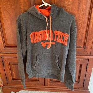 Virginia Tech Hokies sweatshirt / hoodie
